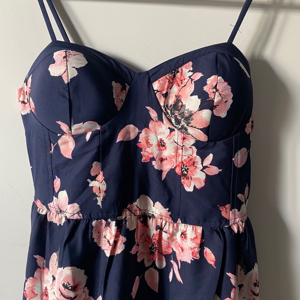 Maxi dress with flower print